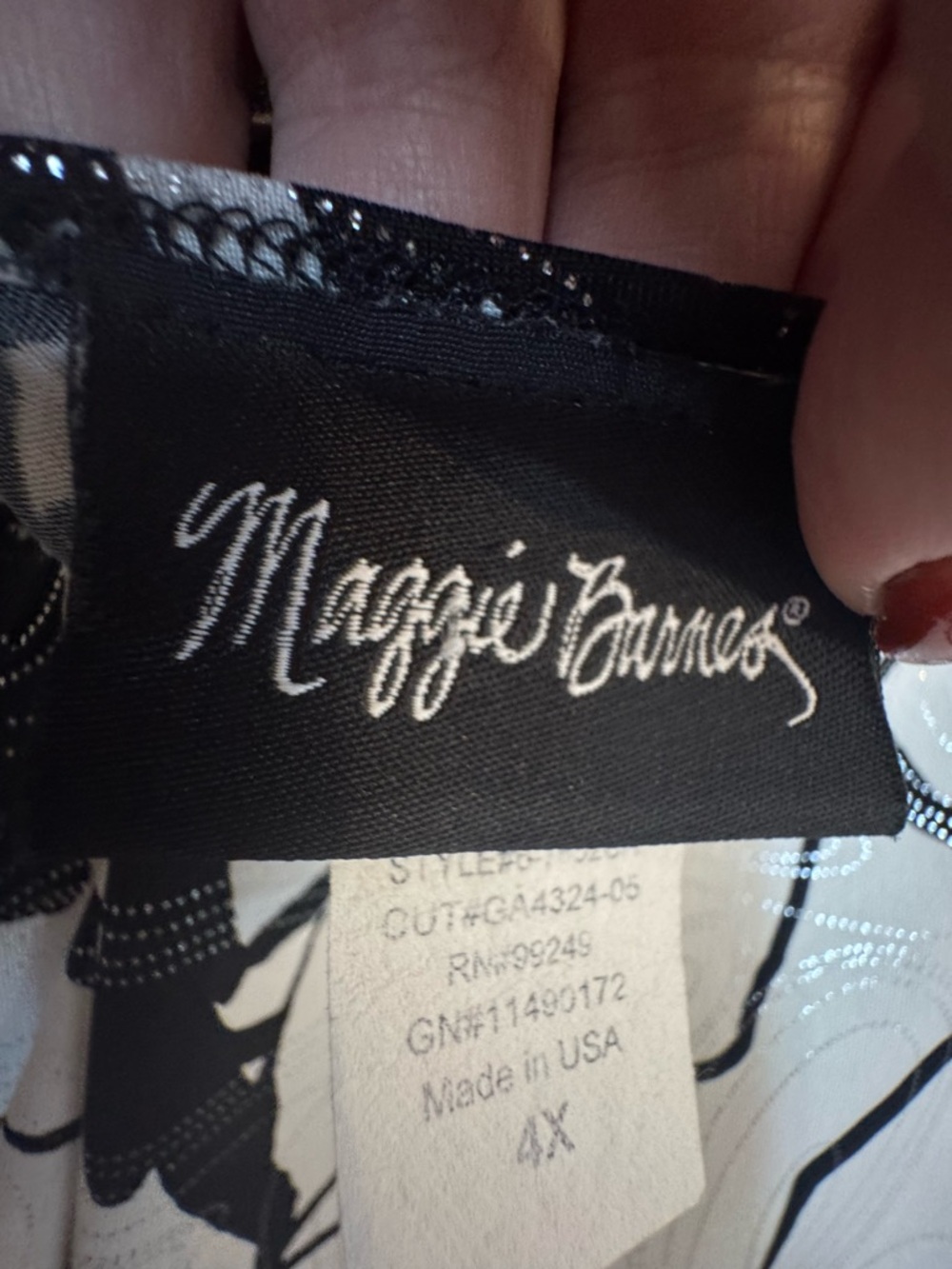 Maggie Barnes Black/White Floral Layered LOOK Top PLUS:  4X    #C - Picture 9 of 9